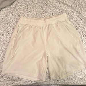 White lululemon shorts